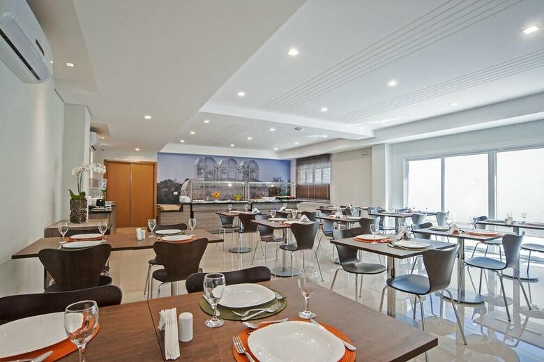 Hotel Slaviero Slim Curitiba Av. Das Torres