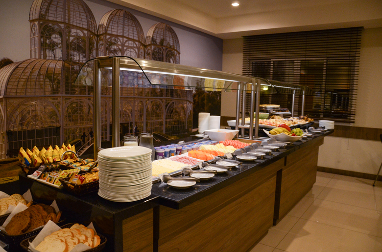 Hotel Slaviero Slim Curitiba Av. Das Torres
