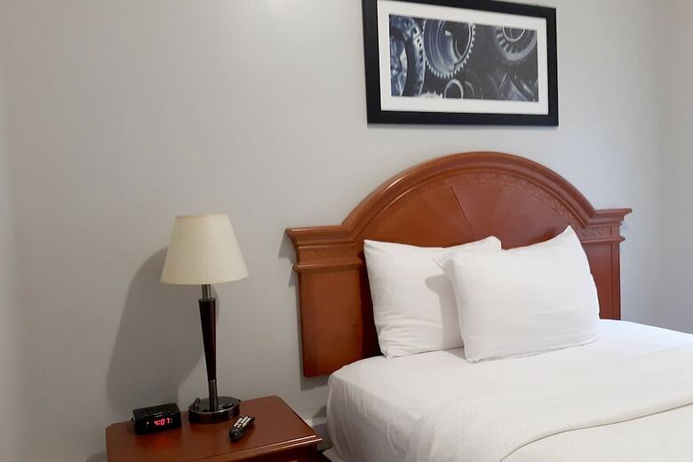 Apartamentos Hotel Oshawa Downtown