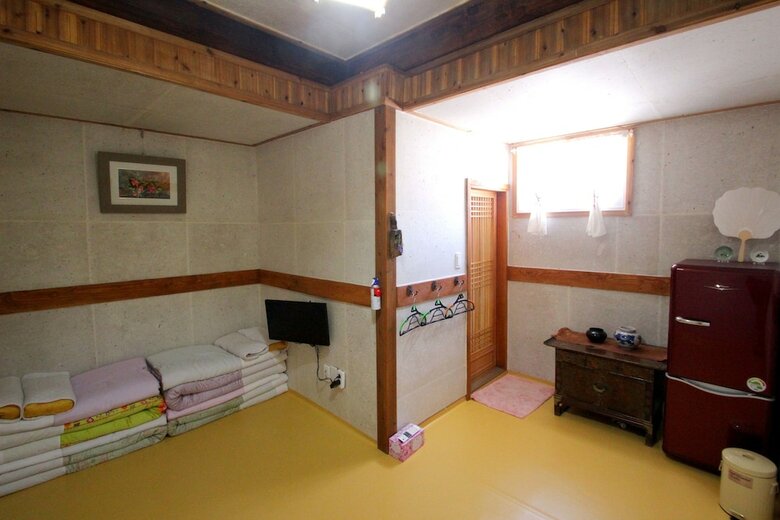 Hotel Happiness Full Guesthouse