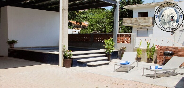 Aparthotel Mes�n Del Perro