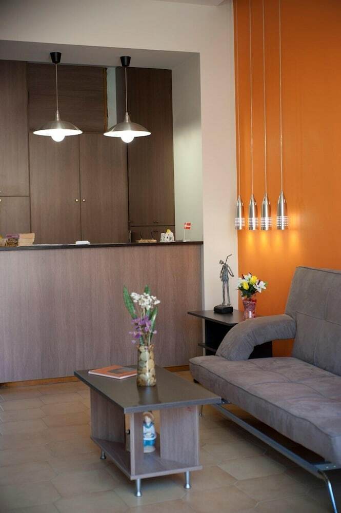 Aparthotel Nikolas Suites