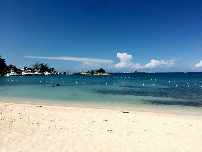 Private 2 Bedroom Condo A31 Sandcastle