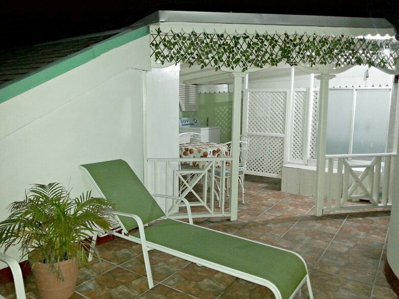 Private 2 Bedroom Condo A31 Sandcastle