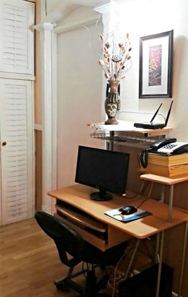 Private 2 Bedroom Condo A31 Sandcastle