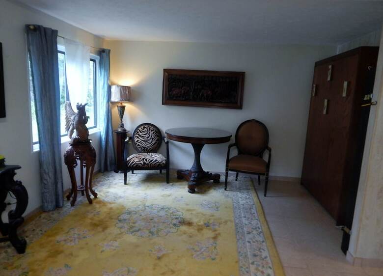 Bed & Breakfast Fern Forest Getaway