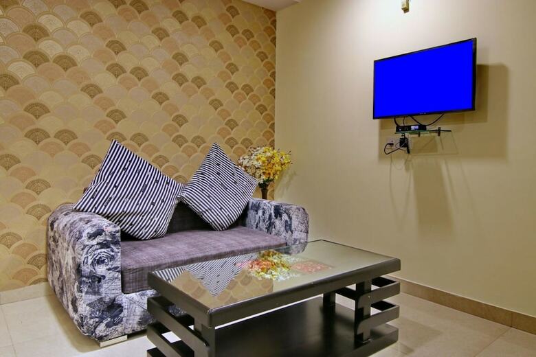 Hotel Casaya Inn