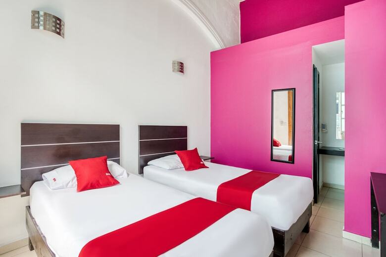 Hostal Oyo Hotel Casona Poblana