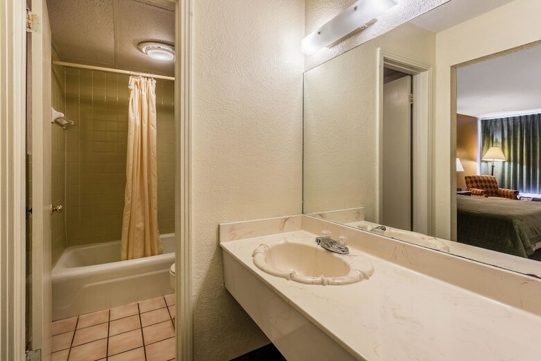 Motel Rodeway Inn Denmark-jackson