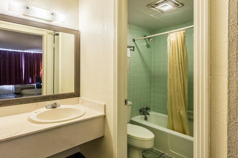 Motel Rodeway Inn Denmark-jackson