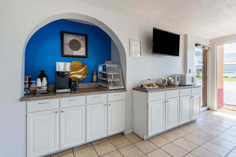 Motel Rodeway Inn Denmark-jackson
