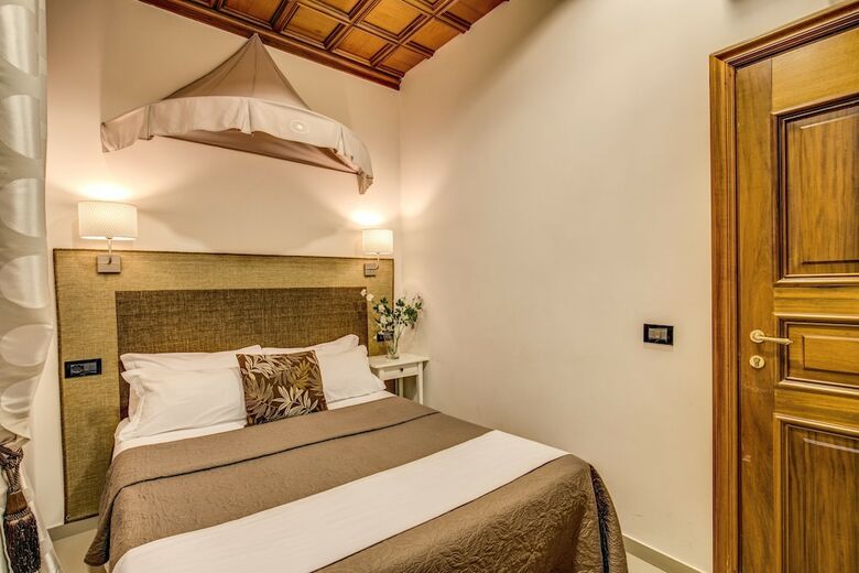Hotel Artemis Guest House