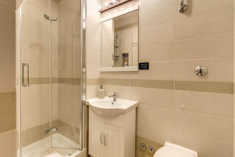 Hotel Artemis Guest House