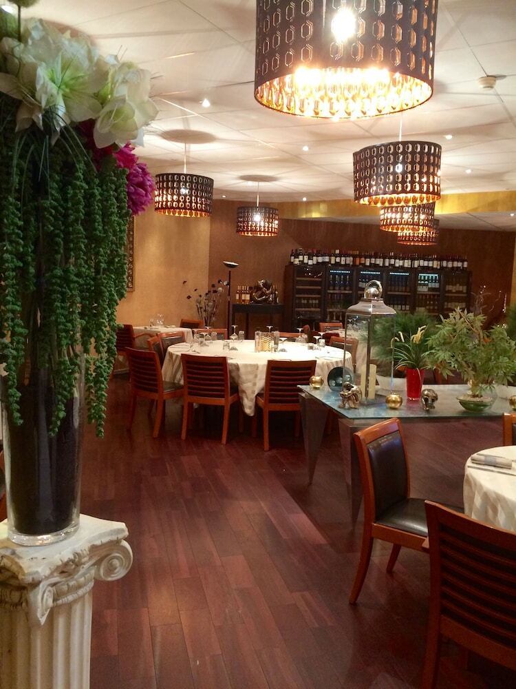 Hotel Grand H�tel de N�mes