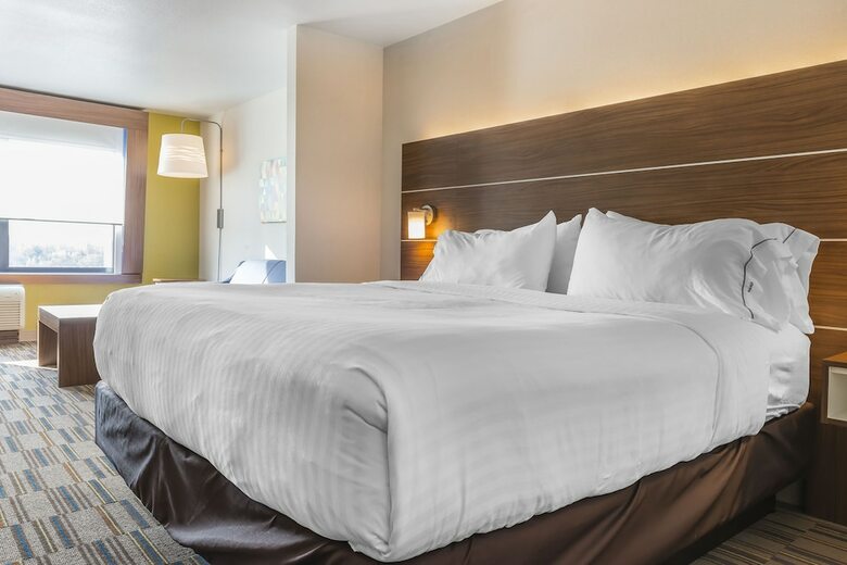 Hotel Holiday Inn Express & Suites Clarion