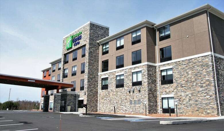 Hotel Holiday Inn Express & Suites Clarion