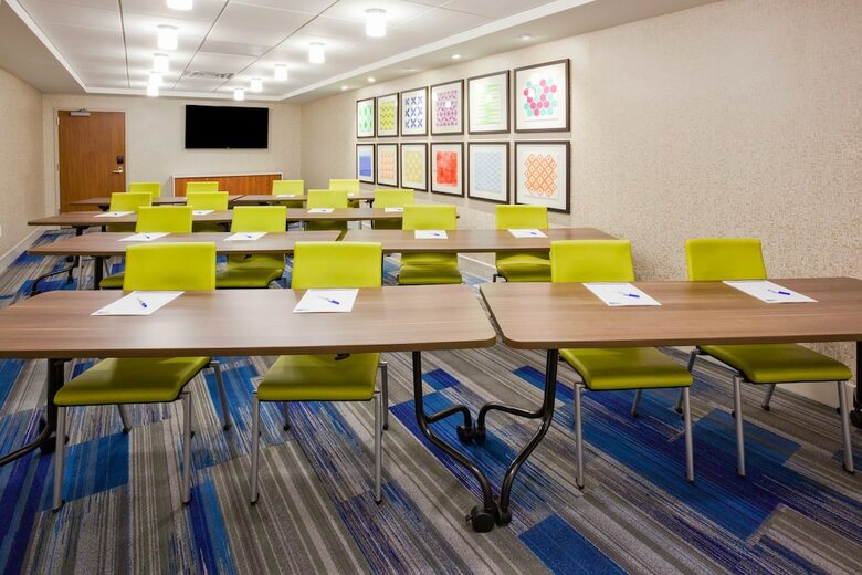 Hotel Holiday Inn Express & Suites Des Moines Downtown