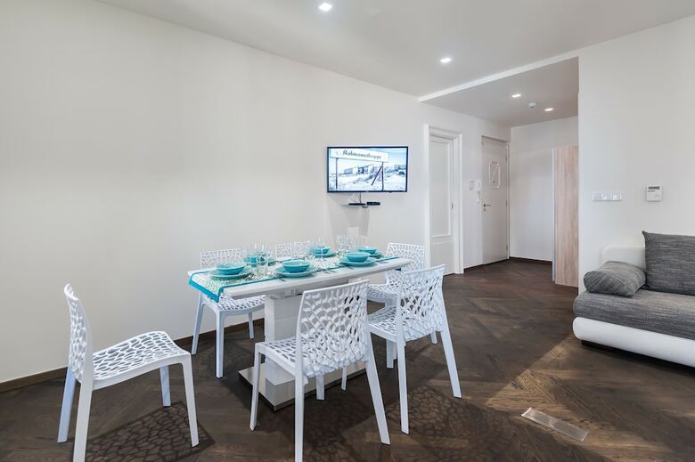 Apartamentos Old Town Boutique Suites