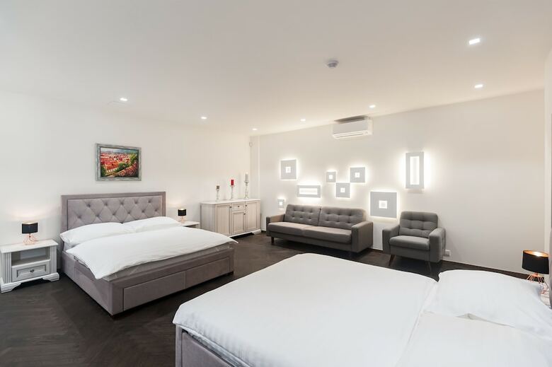 Apartamentos Old Town Boutique Suites