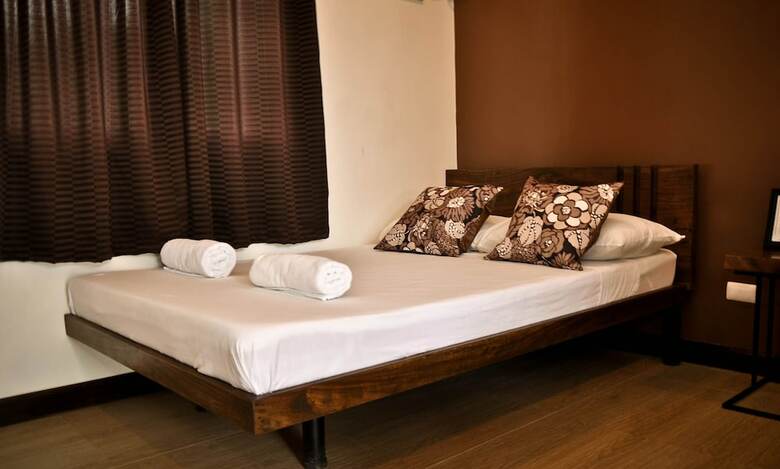 Bed & Breakfast Cleon Villas Pension