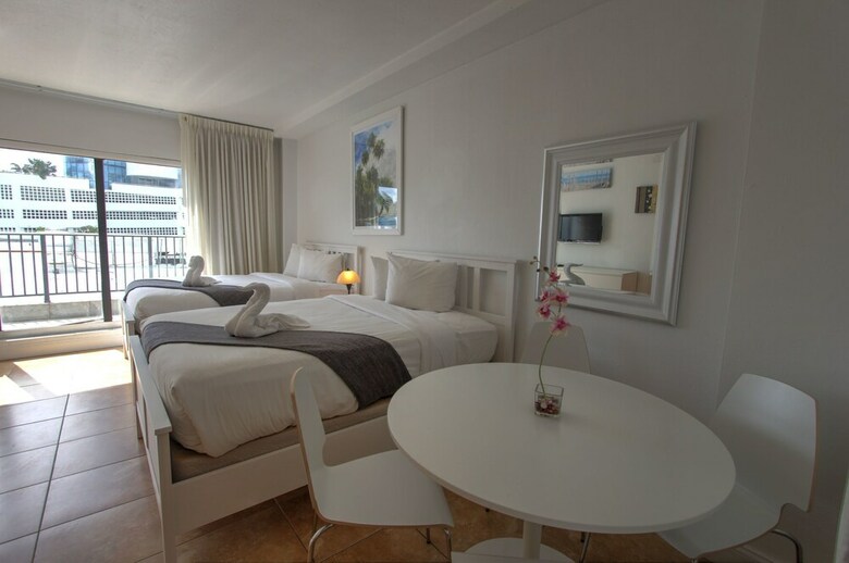 Private Apartments At The Casablanca