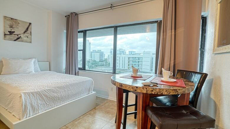 Private Apartments At The Casablanca