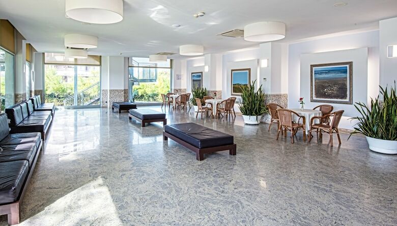 Hermitage Hotel Club & Spa