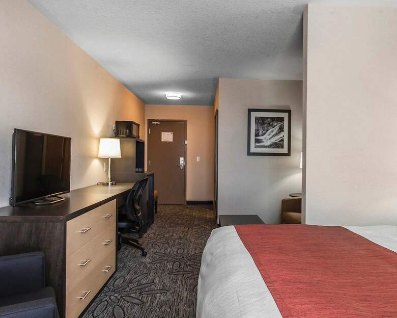 Hotel Quality Inn & Suites