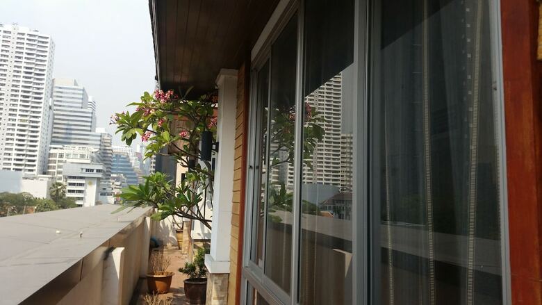 Hotel W 21 By Serene Asoke Suites