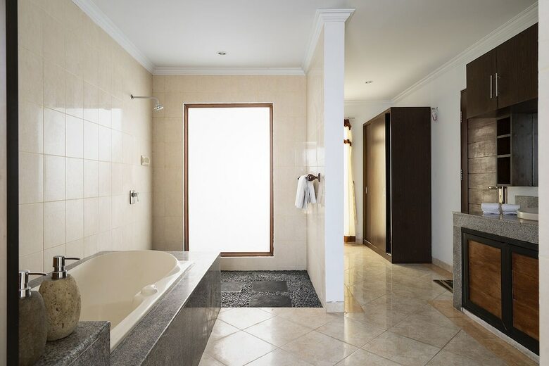 Hotel Alamanda Canggu Villa