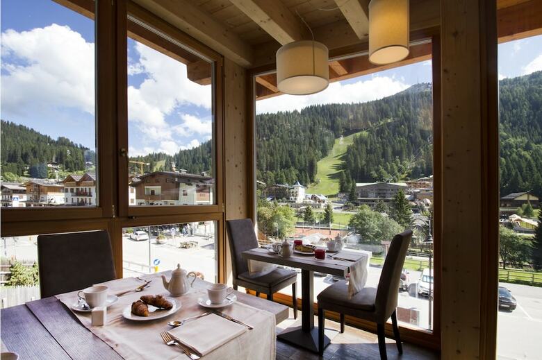 Hotel Garn� Caminetto