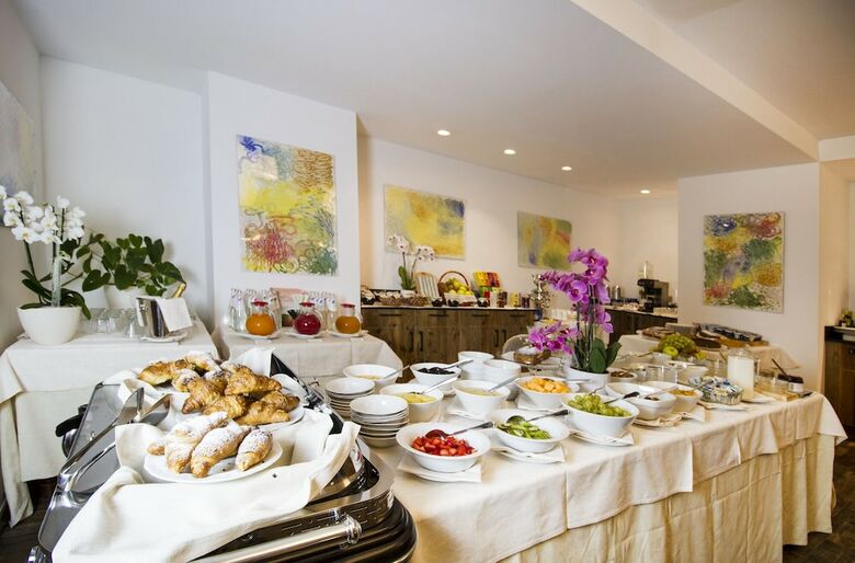 Hotel Garn� Caminetto