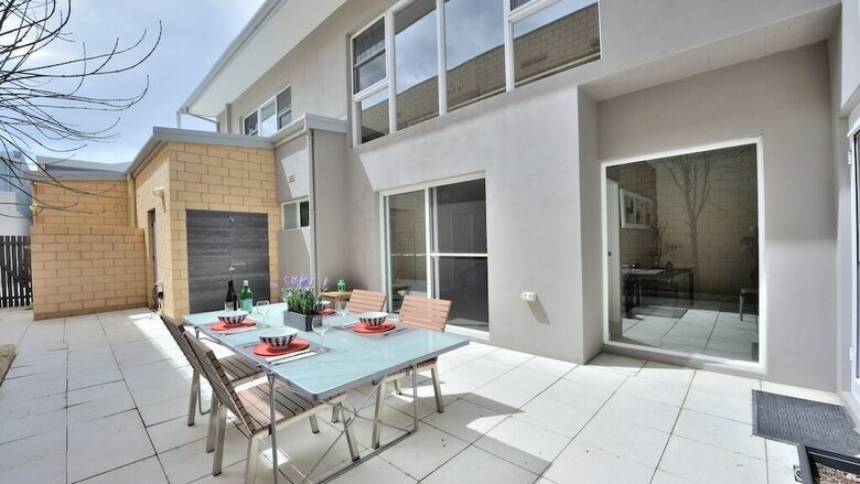 Amawind Rockingham Apartments