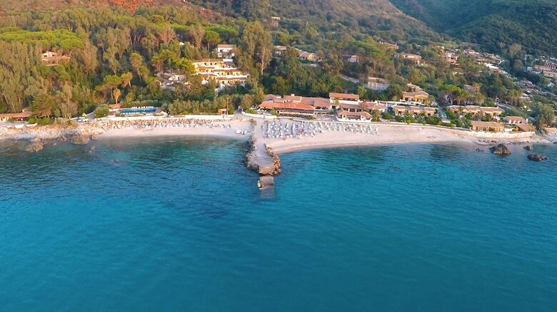 Hotel Baia Paraelios Resort