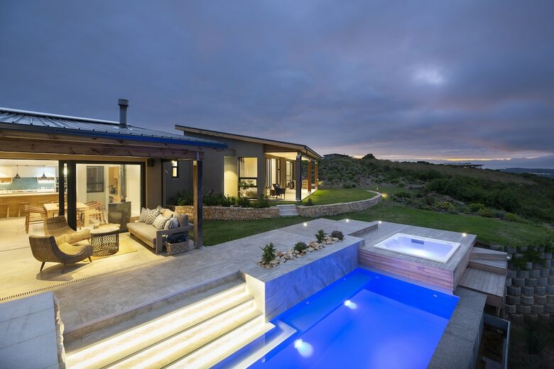 Hotel Alkira Lodge