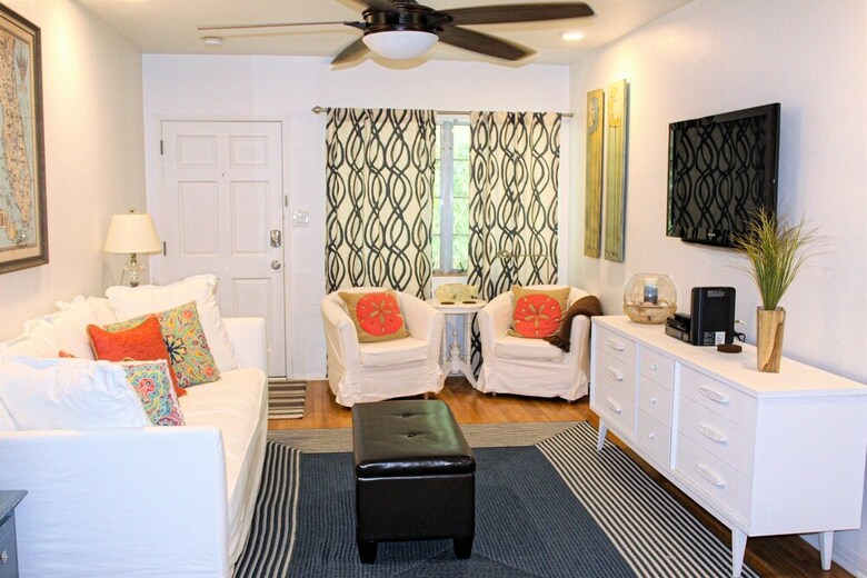 Pass A Grille St Pete Beach Home (105 -17)