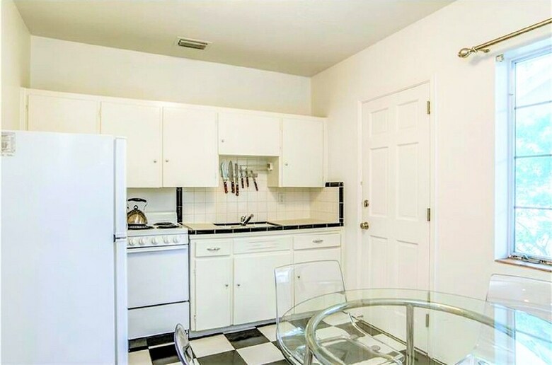 Pass A Grille St Pete Beach Home (105 -17)