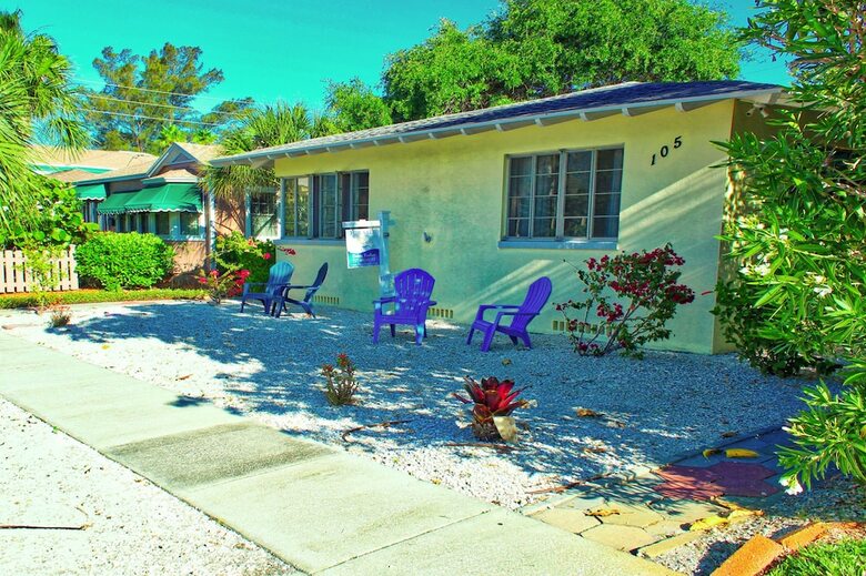 Pass A Grille St Pete Beach Home (105 -17)