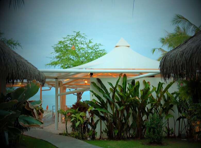 Hotel Sanae Beach Club