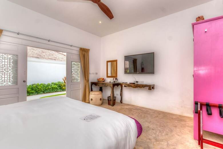 Hotel Sanae Beach Club