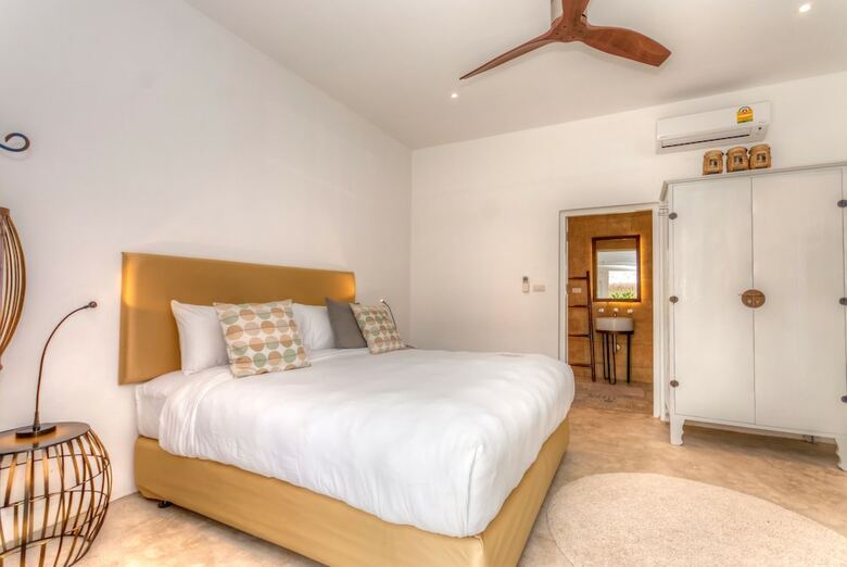 Hotel Sanae Beach Club