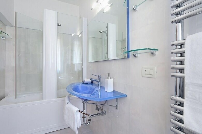 Grimaldi Apartments - Hermitage