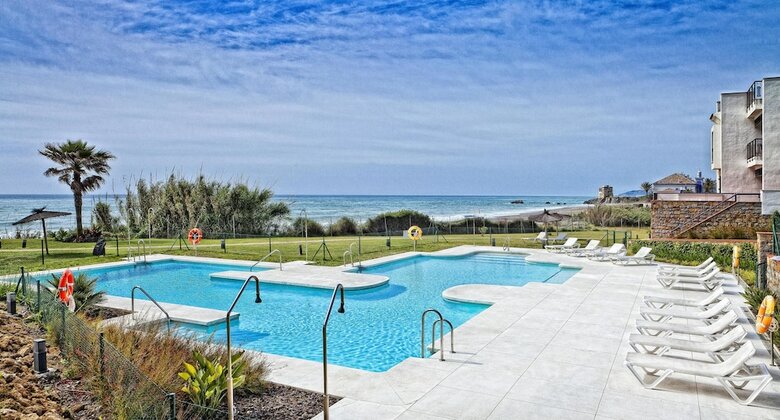 Casares Del Mar Luxury Apartments
