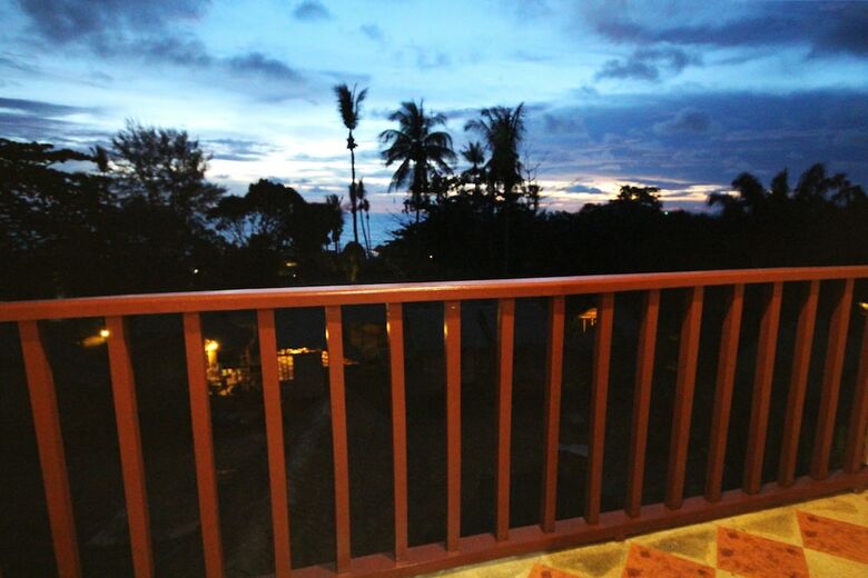 Hostal Lanta Sabai Hotel & Bungalows