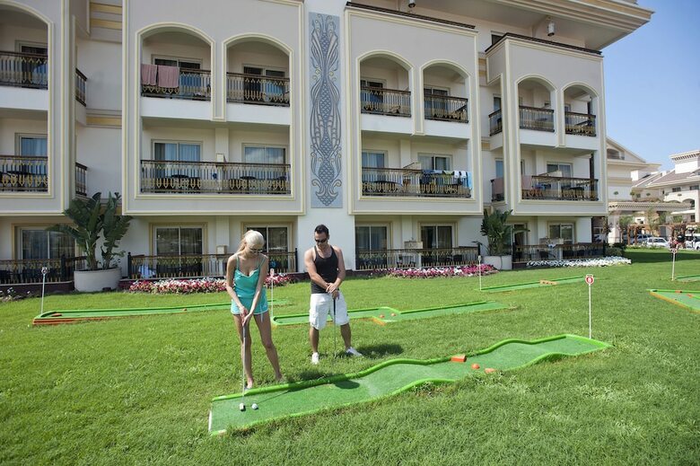 Hotel Crystal Palace Luxury Resort & Spa - All Inclusive
