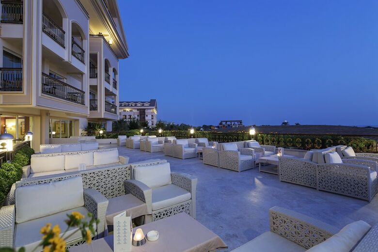 Hotel Crystal Palace Luxury Resort & Spa - All Inclusive