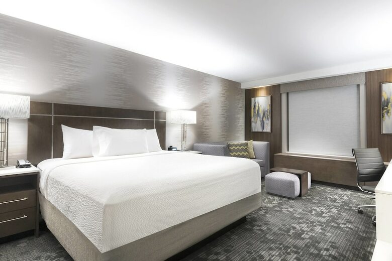 Hotel Courtyard By Marriott Edgewater Nyc Area