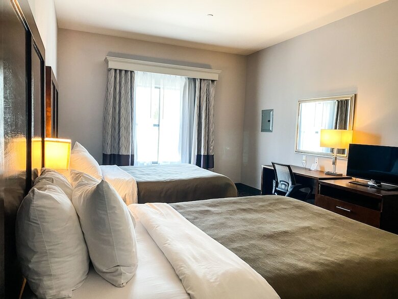 Hotel Comfort Inn & Suites