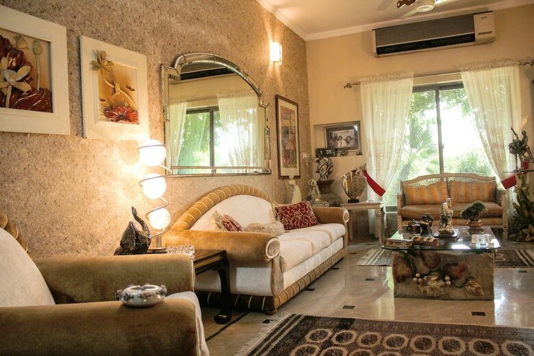 Bed & Breakfast Lahore Guest House