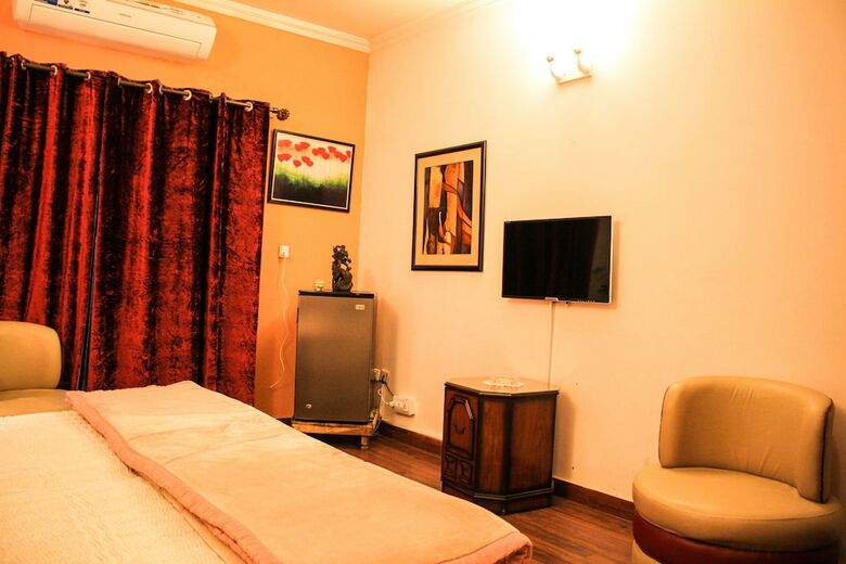 Bed & Breakfast Lahore Guest House